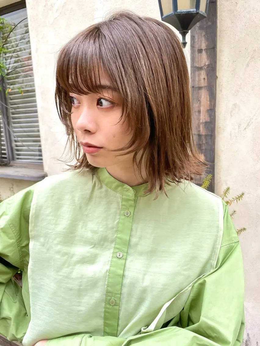 ミディアム くせ毛 縮毛矯正 カット 縮毛矯正 髪質改善 縮毛矯正/ レイヤー/銀座/本木のヘアスタイル