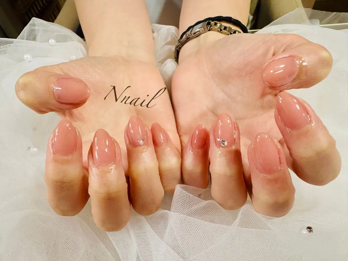 ネイル ワンカラーネイル シンプルネイル ハンドネイル 🌿Nnail🌿 プライベートサロンのネイルデザイン