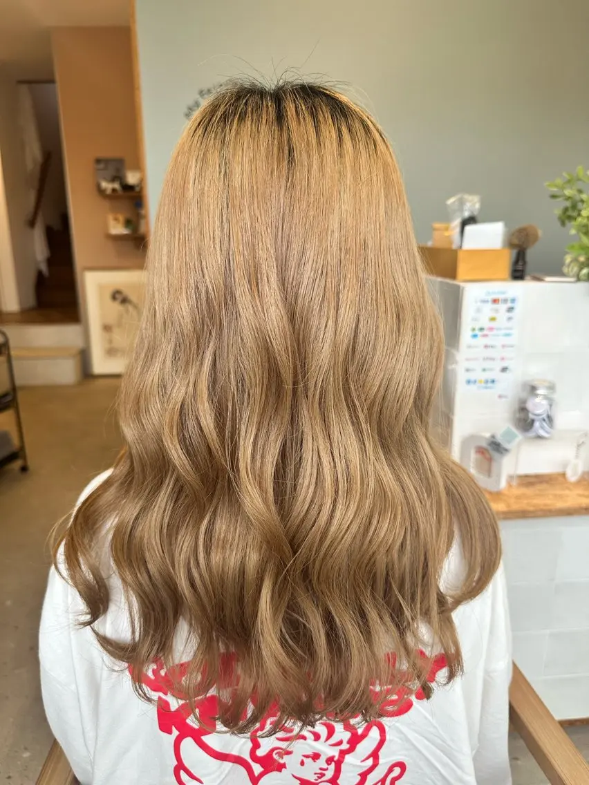 ロング cocoR yuukiのヘアスタイル
