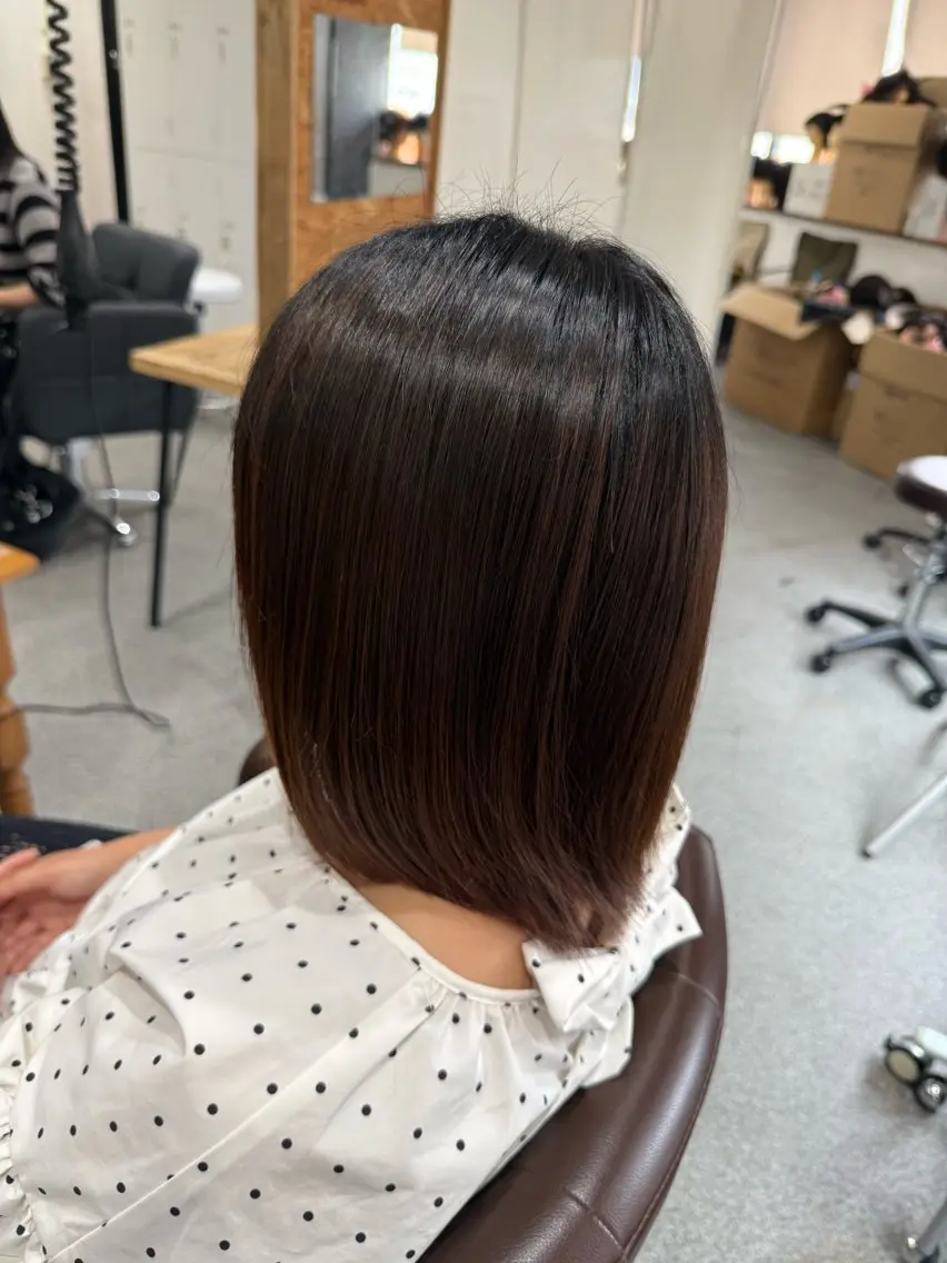 根本 那菜果のヘアスタイル
