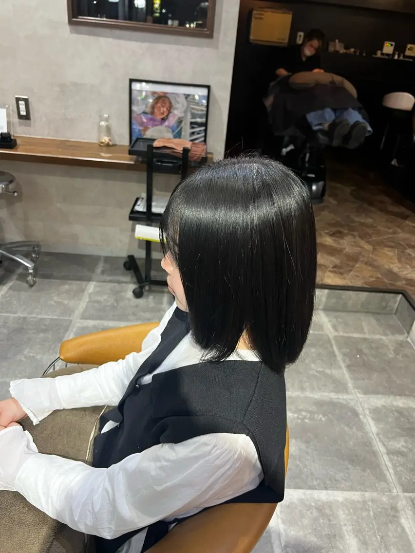 ミディアム カット 縮毛矯正 トリートメント 天王町×韓国レイヤー 髪質改善 佐藤友茉のヘアスタイル