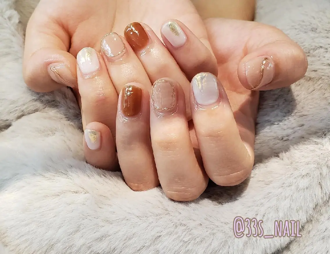 ネイル ニュアンスネイル 櫛の屋浜口店 sumireのネイルデザイン
