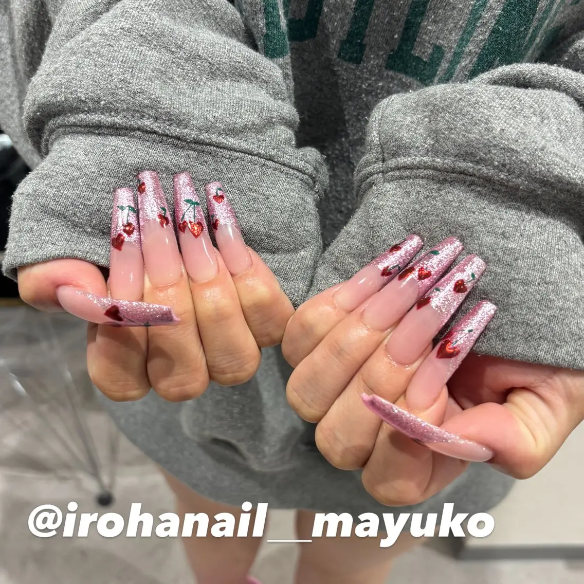 ネイル IROHA NAIL 真結子のネイルデザイン