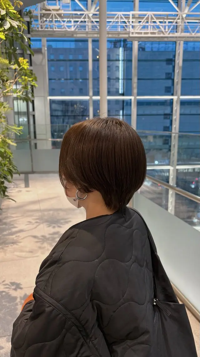 ショート カラー ブラウンカラー ミルクティーブラウン hair salon blossy./ちばのヘアスタイル