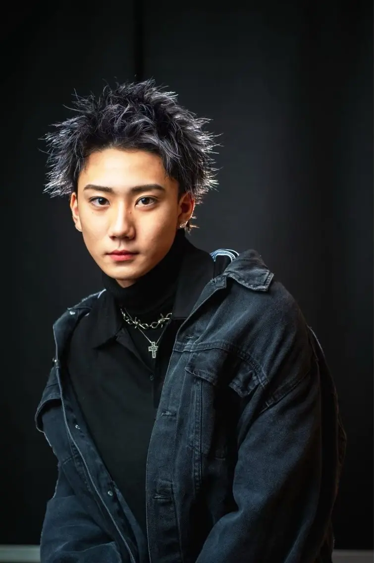 【顔の印象は眉で決まる✂️】メンズカット+眉カット+アイブロー|清潔感UP〈天神/大名/メンズ/眉カット/アイブロー〉の写真