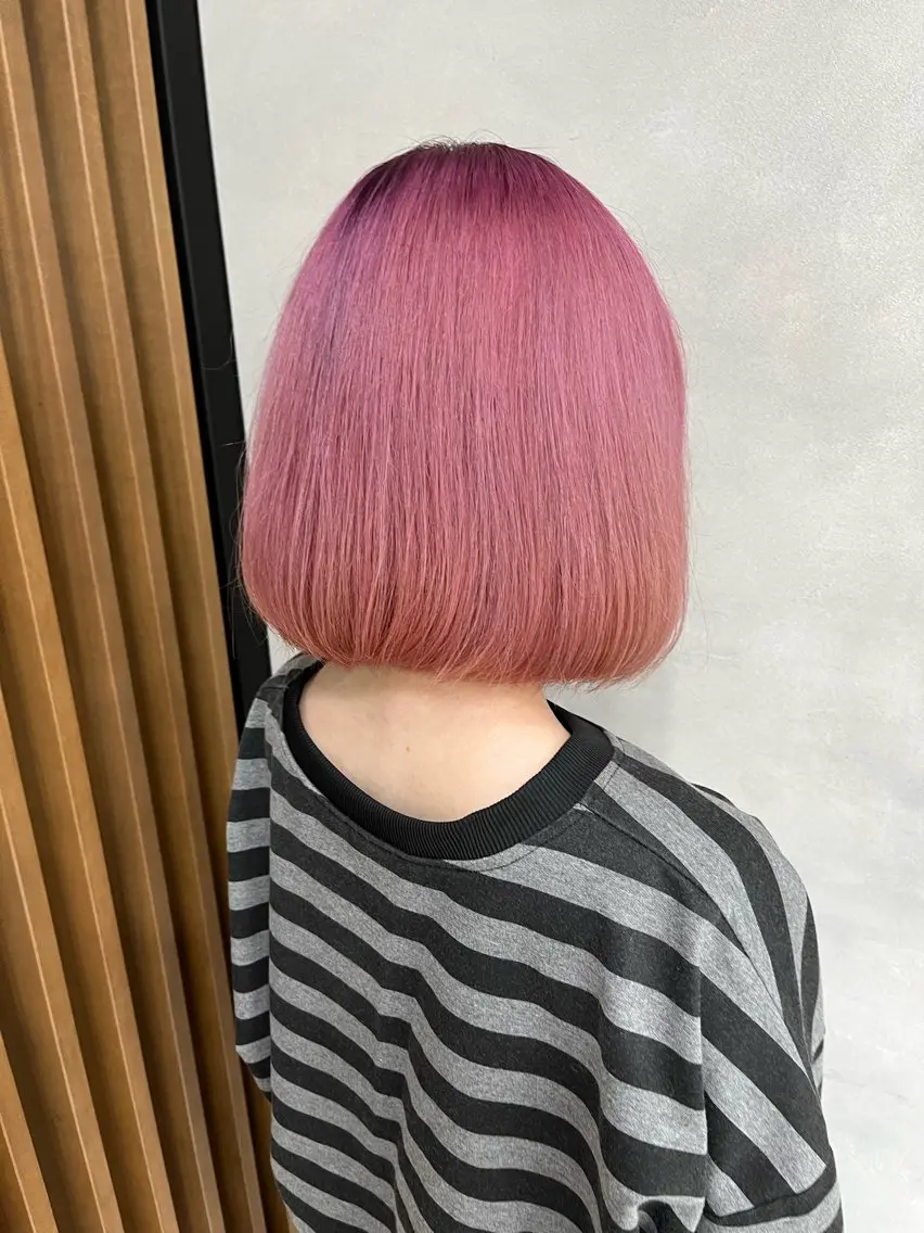 ミディアム ボブカット艶髪 矯正濱川響太のヘアスタイル