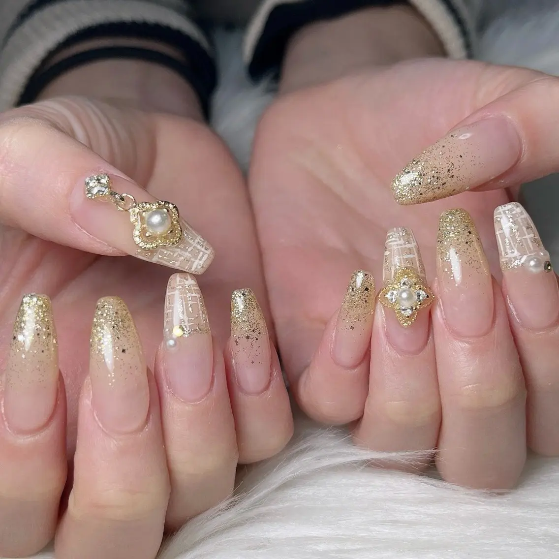 ネイル 韓国ネイル ラメ(グリッター) 持ち込み 🐕🦺Yappy 💗A-tanのネイルデザイン