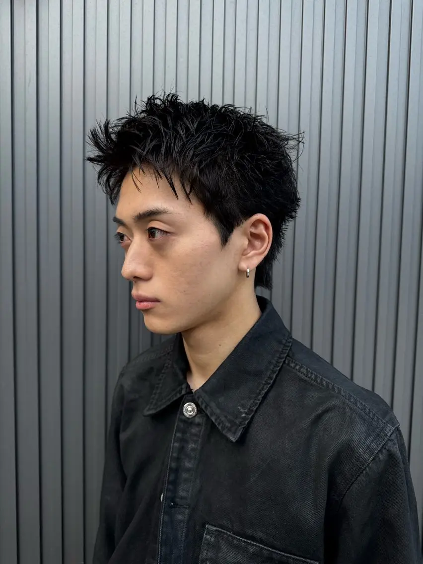 ショート メンズ スパイキーショート 刈り上げ ショートヘア 増井 歩夢のヘアスタイル