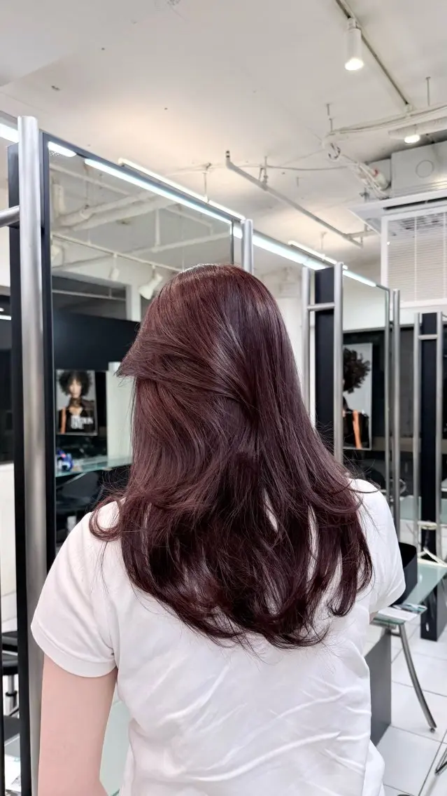 ロング カラー akari / ミディアムパーマのヘアスタイル