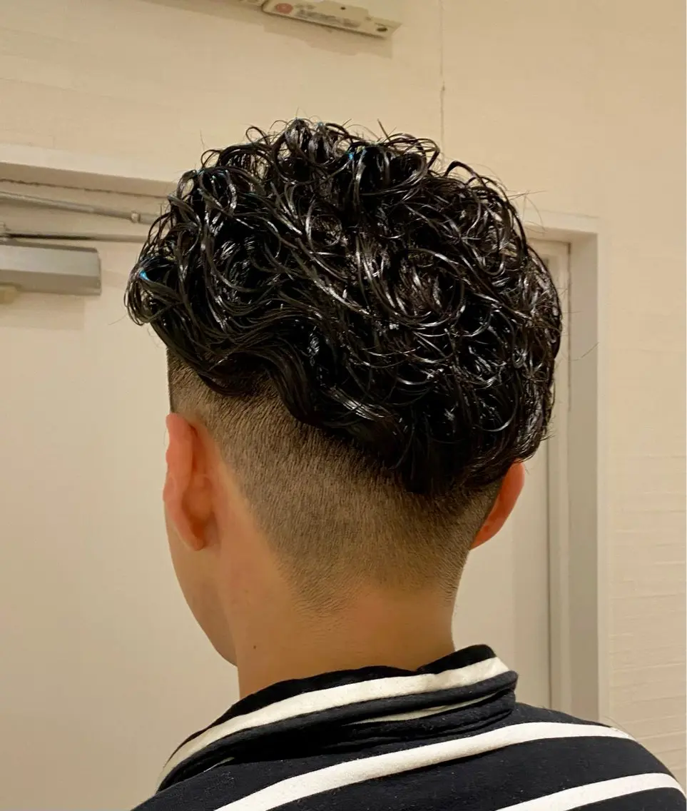 パーマ メンズ カット パーマ イシカワ ユウタのヘアスタイル