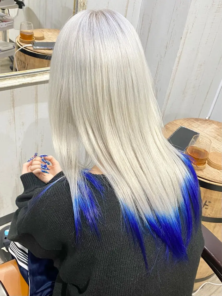 ミディアム ヘアカラー ハイトーン💫 エクステ💫maiのヘアスタイル