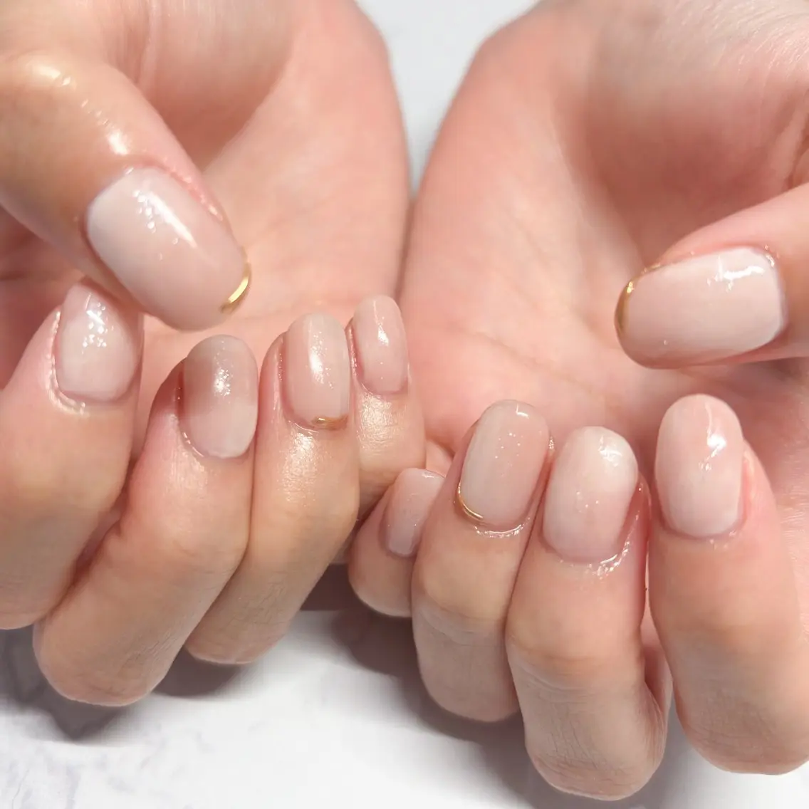 ネイル ブルー ゴールド ニュアンスネイル オフィスネイル ピンク ネイルマム ジジのネイルデザイン