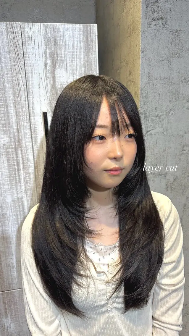 ロング カット 透明感ダブルカラー/ レイヤー💕miyuのヘアスタイル