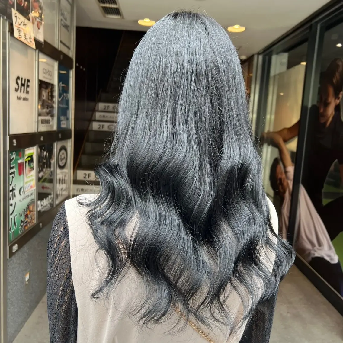 カラー 透け上品ハイトーン 職人ゆうと🤍のヘアスタイル
