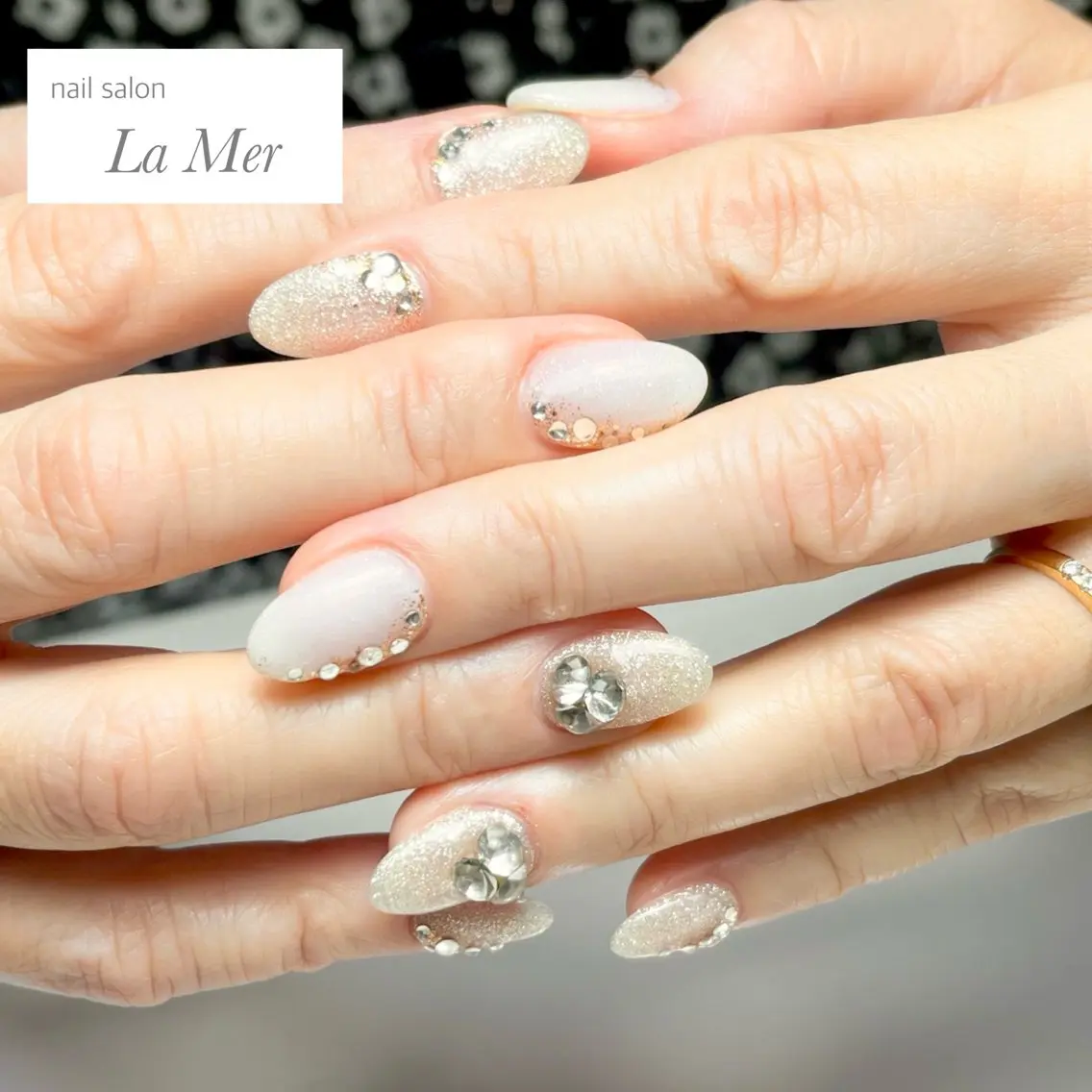 ネイル ゴールド ゴージャス キラキラネイル ラメ(グリッター) 持ち込み nailsalon La Merのネイルデザイン