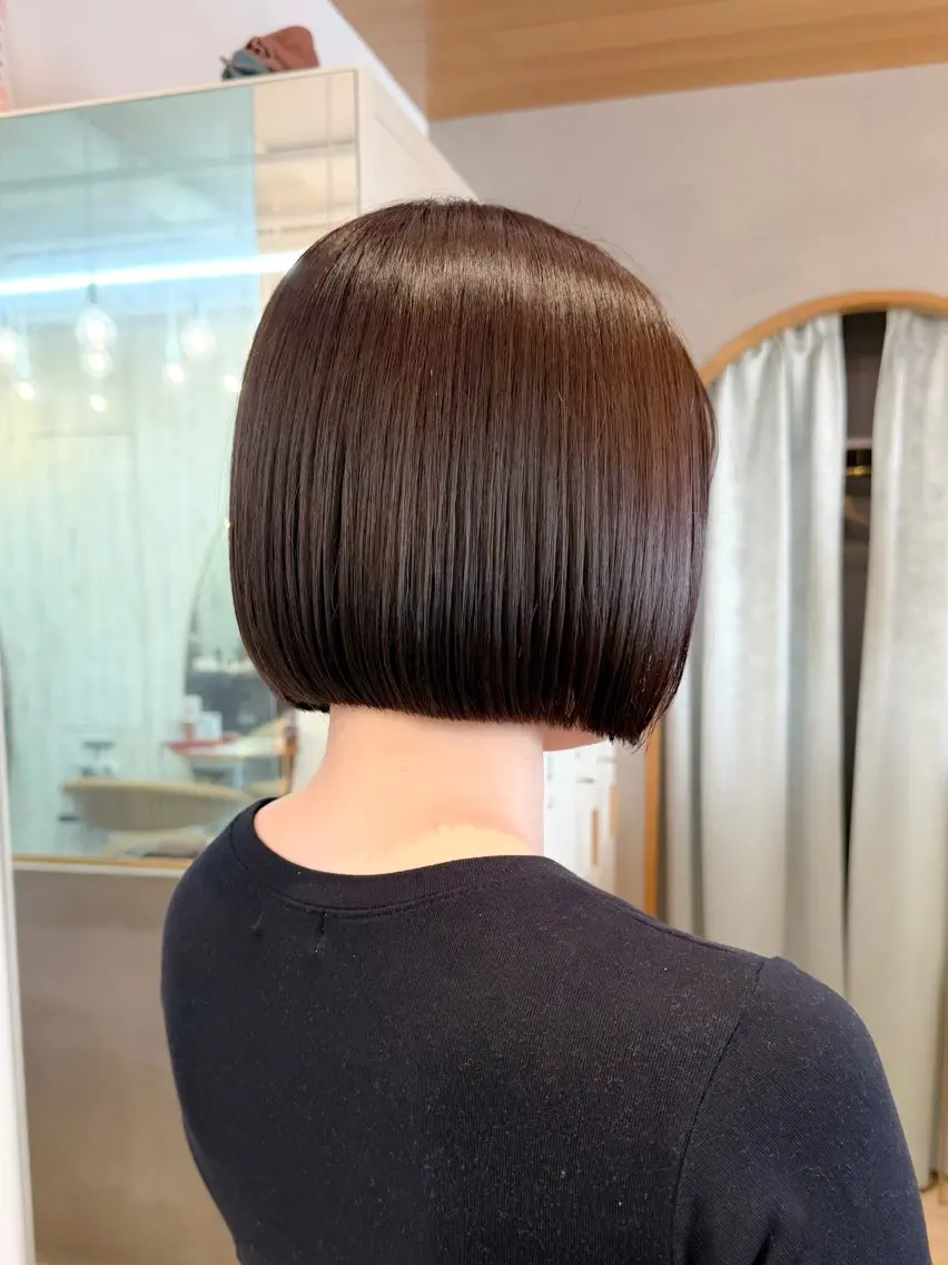 ショート カラー カット ヘアカラー トリートメント 縮毛矯正/レイヤー ボブ/髪質改善ともきのヘアスタイル