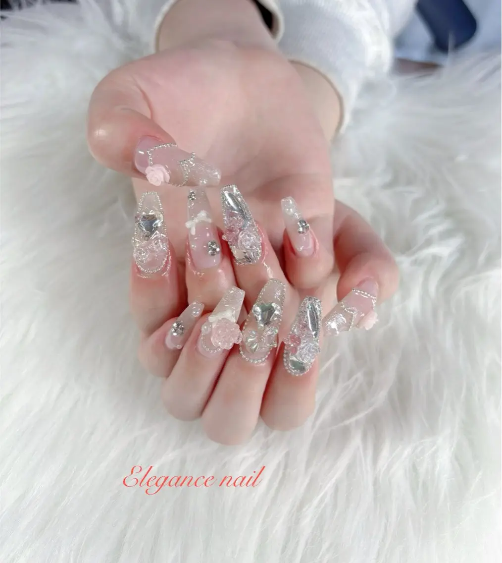 ネイル Elegance Nail本厚木店舗のネイルデザイン