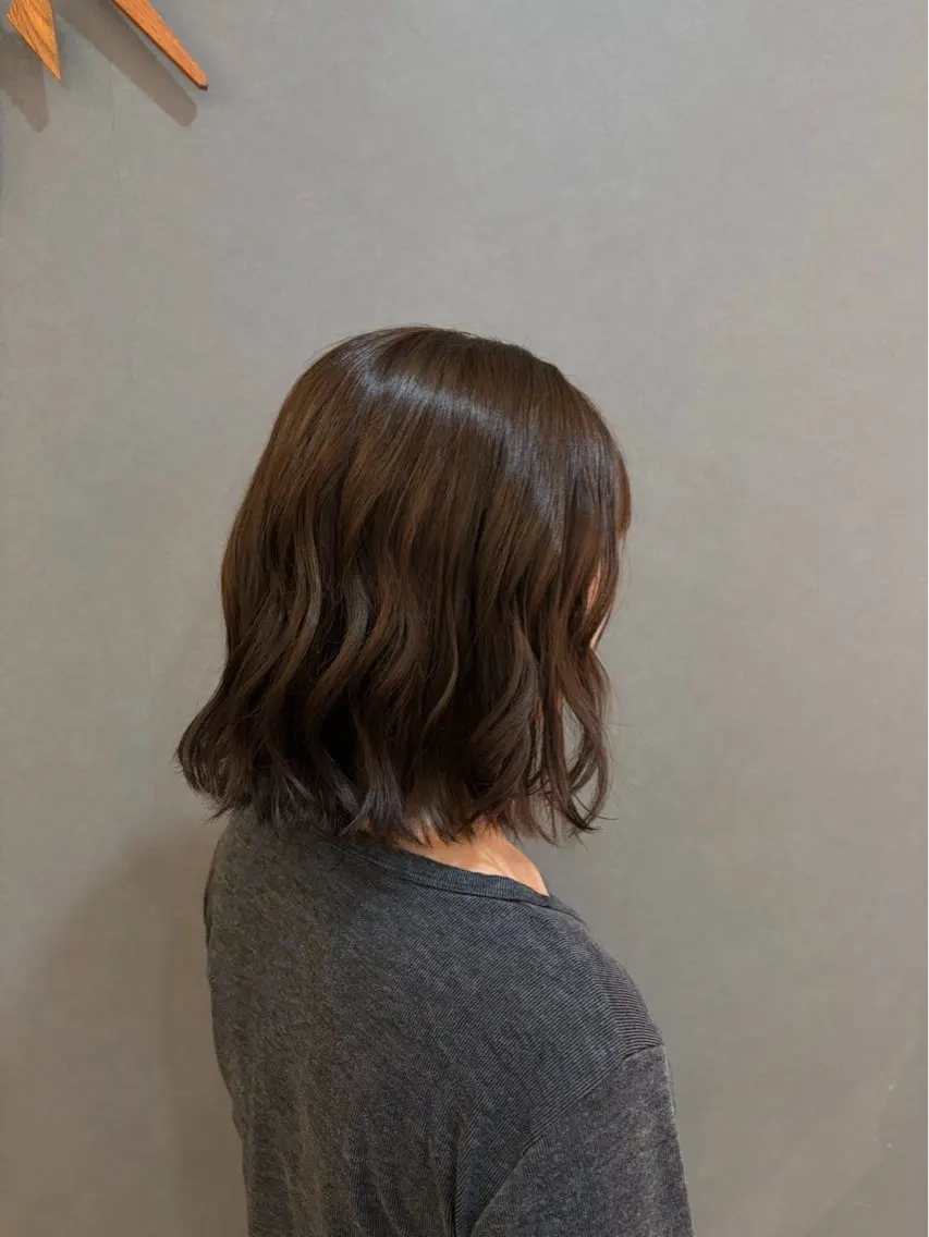 ミディアム ヘアカラー hair bonitaのヘアスタイル
