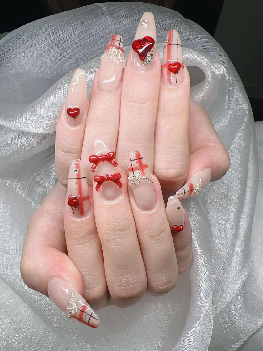 ネイル 長さ出し グラデーション 卒業式 キラキラネイル マグネットネイル ハンドネイル Lee Nailsのネイルデザイン
