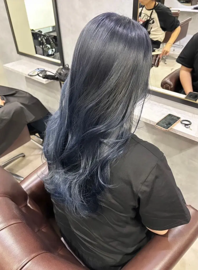 セミロング カラー ブリーチ ダブルカラー 池袋/カラー特化🎨 ロング料金なし🩵のヘアスタイル