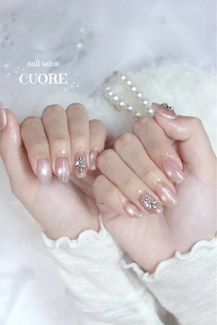 ネイル マグネットネイル ワンカラーネイル ピンク シルバー ハンドネイル nail salon CUOREのネイルデザイン