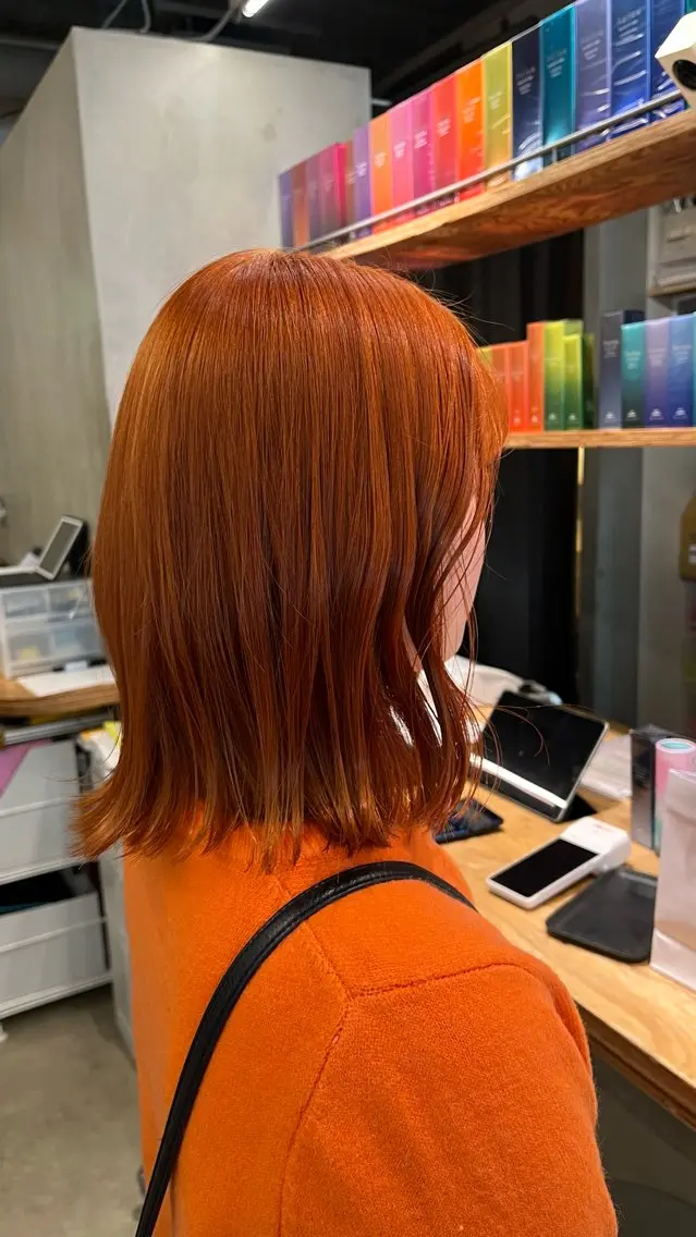 カラー ブリーチ オレンジ ヘアカラー Naotsuka Yui 🌺のヘアスタイル