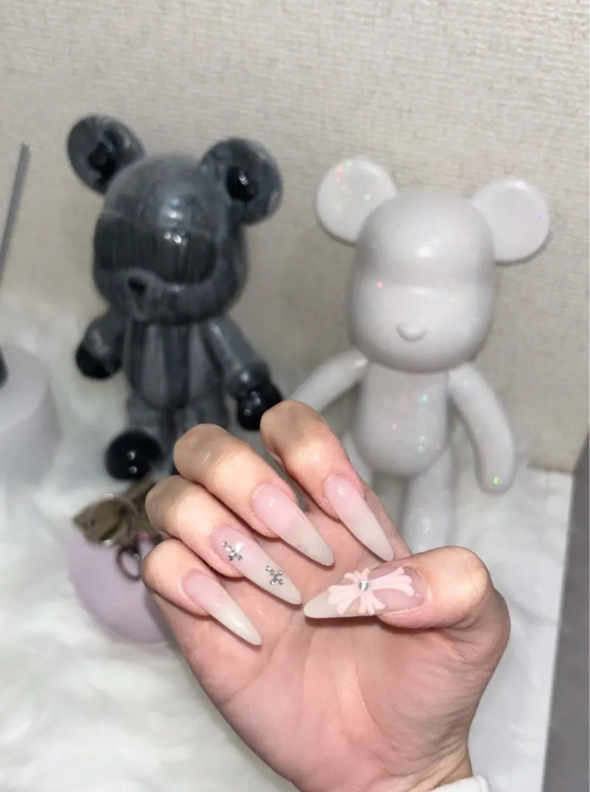 ネイル ハンドネイル ୨୧ mio୨୧のネイルデザイン