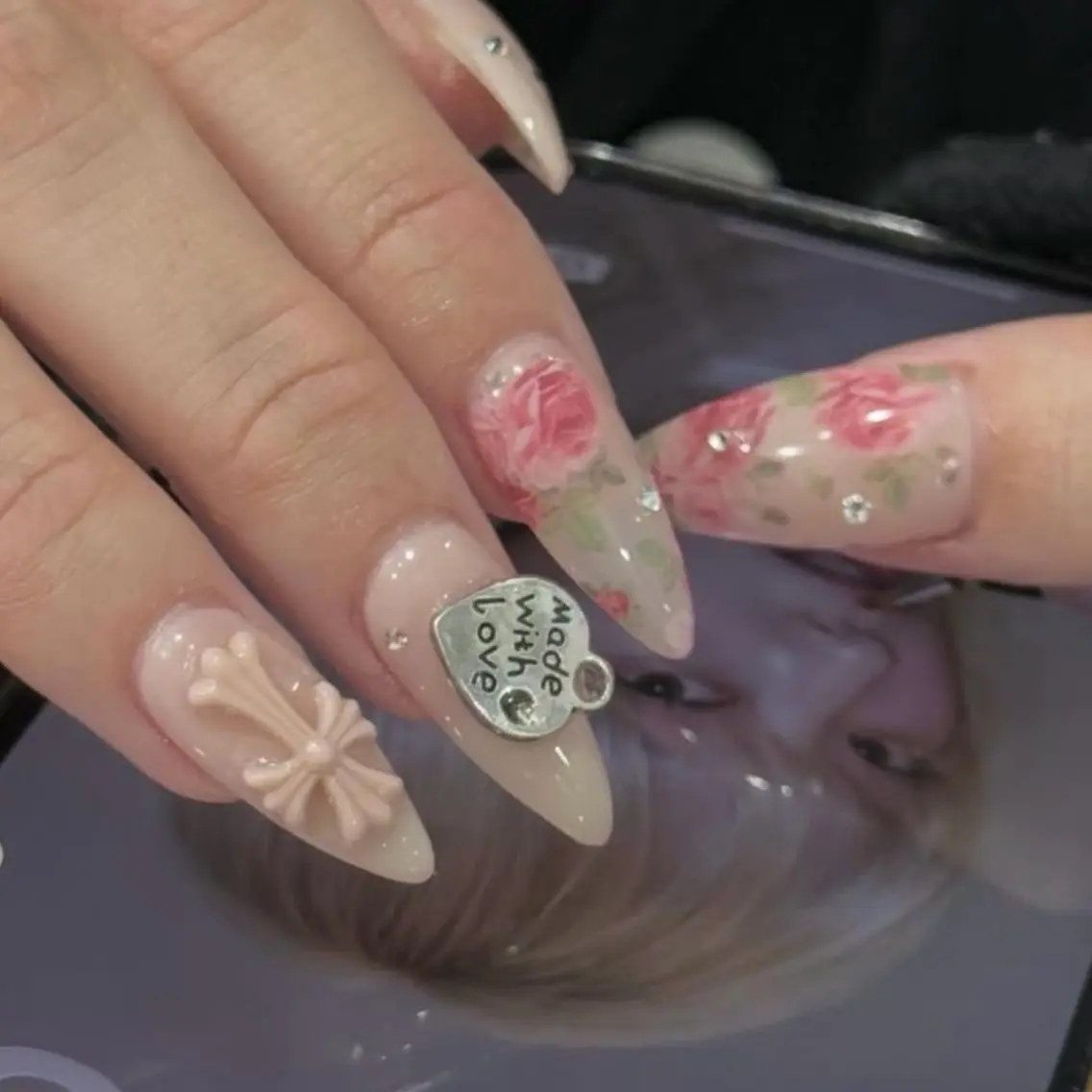 ネイル ハンドネイル BERA NAILSのネイルデザイン