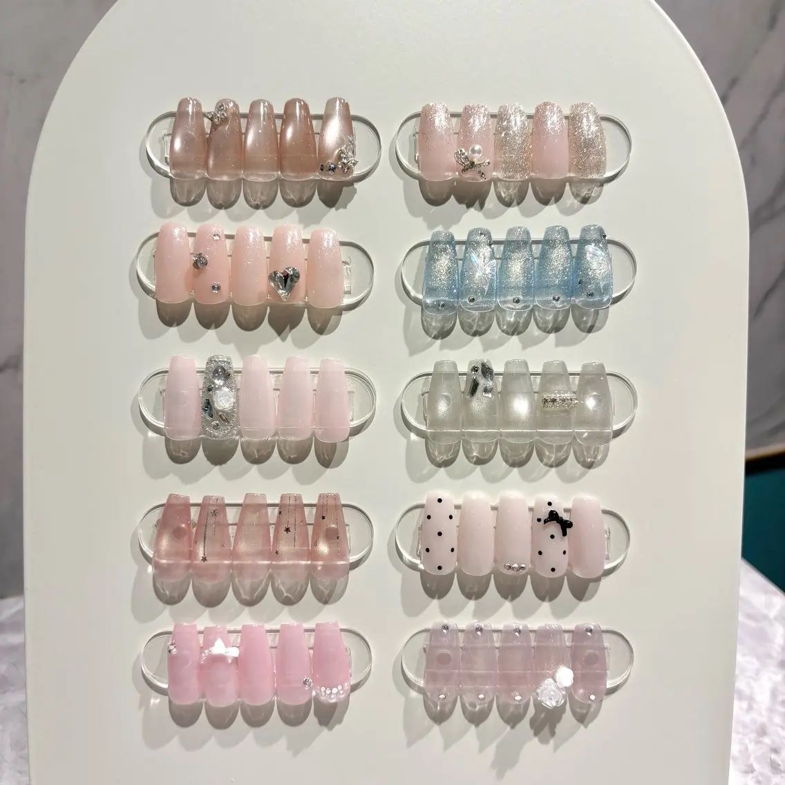 長さ出し10本+定額シンプルコース🤍パーツシンプルが好みの方やオフィスネイルにも✨の写真