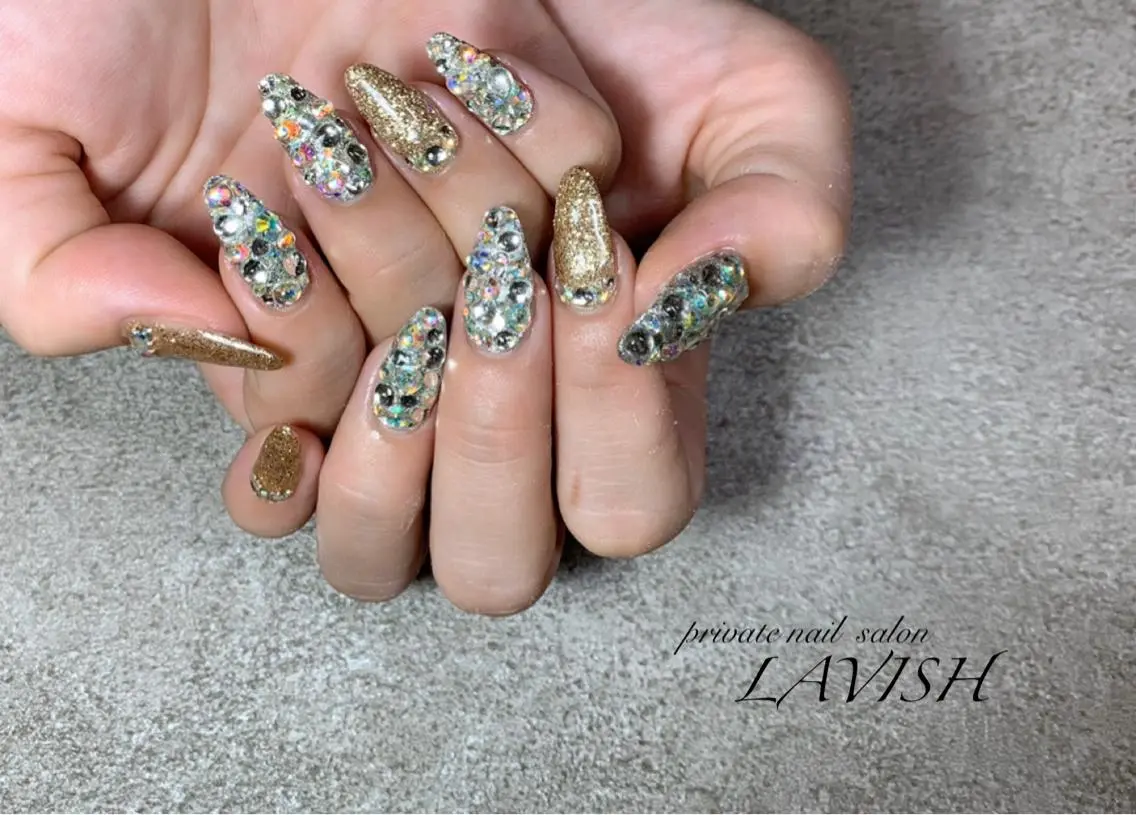 ネイル 氷ネイル・うるうるネイル 韓国ネイル ニュアンスネイル ワンカラーネイル 春ネイル LAVISH 大和店 emi･:*+のネイルデザイン