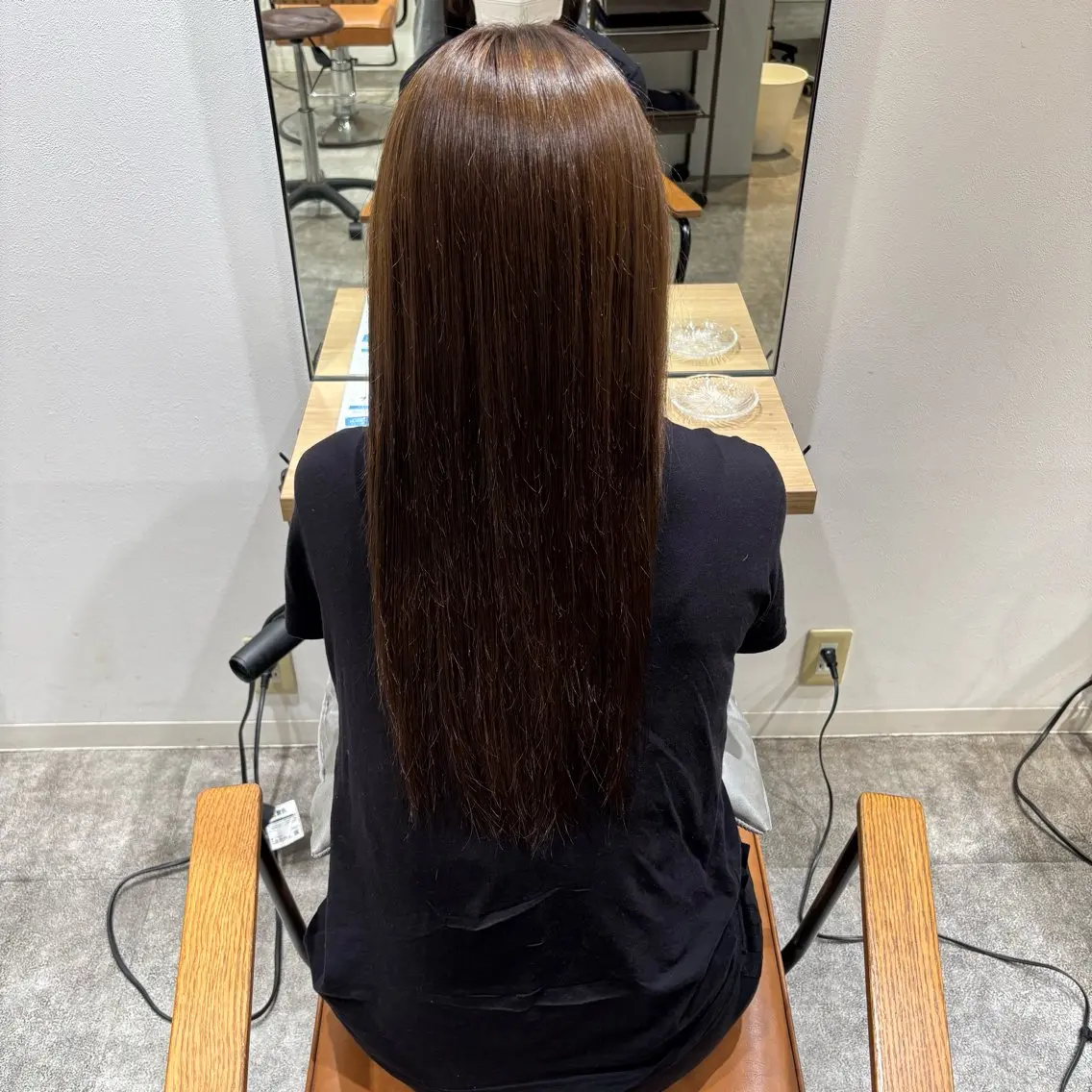 ロング カラー オリーブカラー 加藤 歩未のヘアスタイル