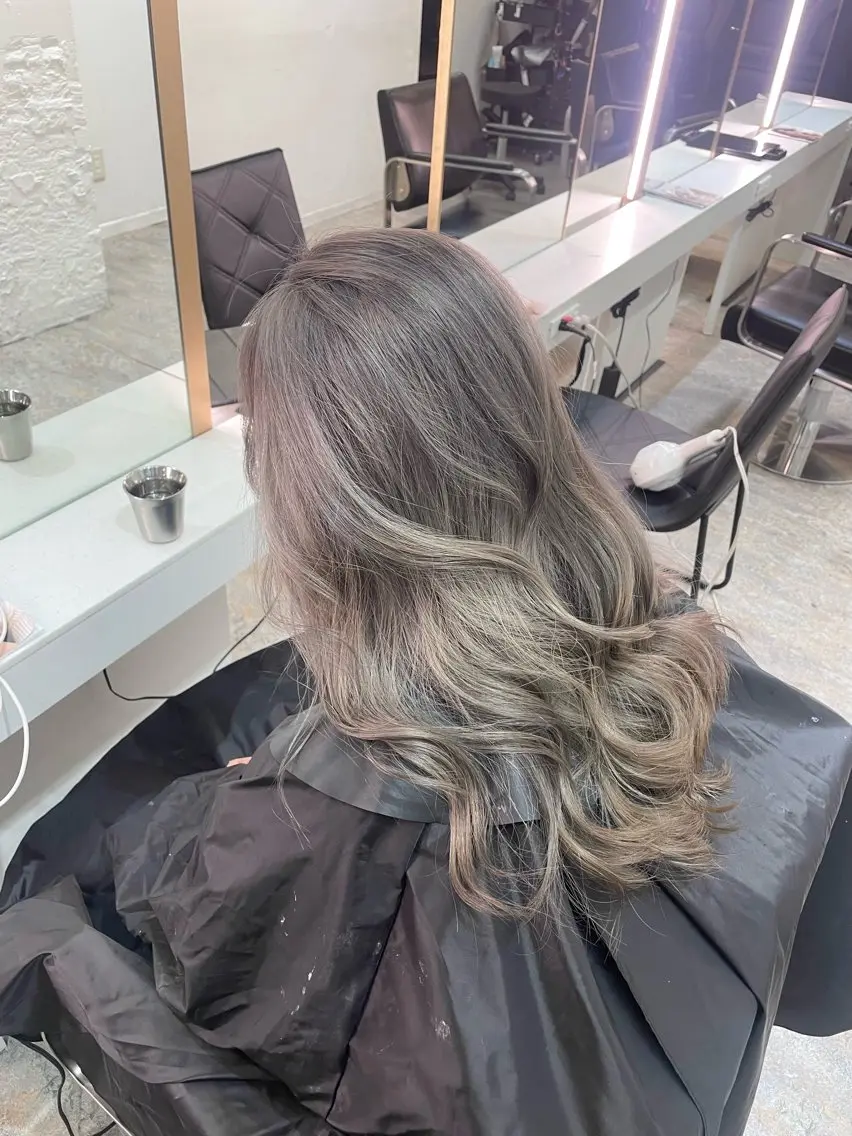 ミディアム カラー メンズ ヘアカラー トリートメント 暖色/艶髪/ 透明感カラー/なおとのヘアスタイル