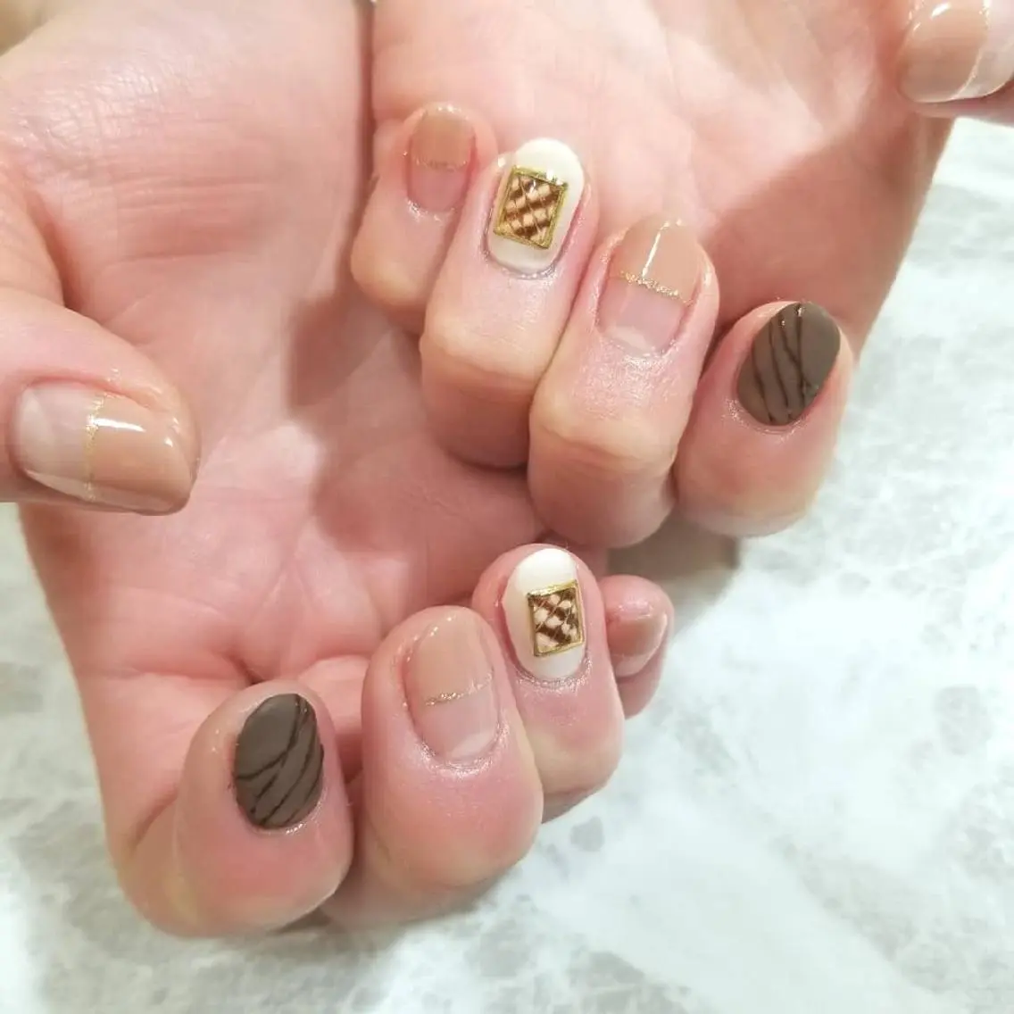 ネイル バレンタイン ハンドネイル nijiiro🌈 サトウのネイルデザイン