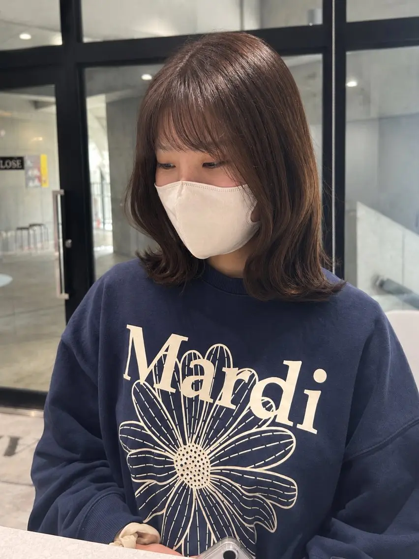 ミディアム カット ヘアカラー レイヤーカット/艶 カラー 三浦菜々子のヘアスタイル
