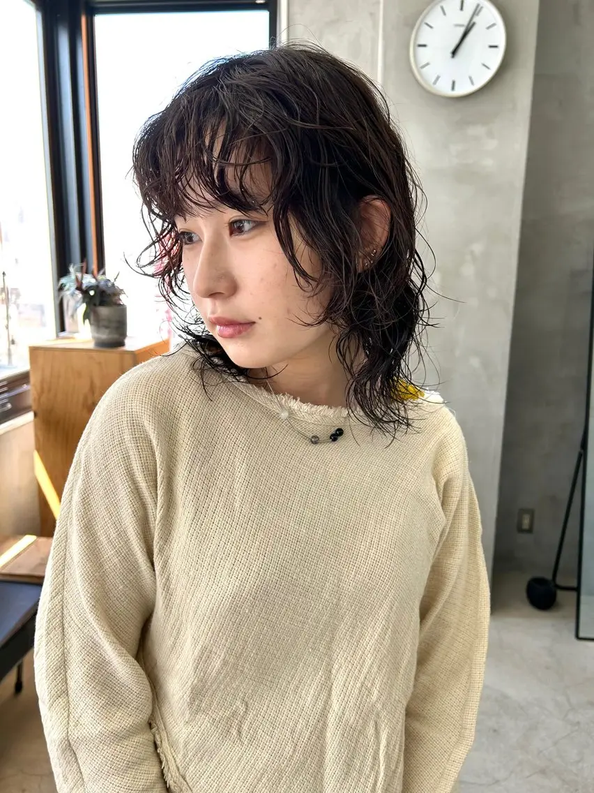 ミディアム パーマ ミディアムレイヤー ミディアムパーマ レイヤーカット カット パーマ トリートメント tetohair 森田浩平のヘアスタイル