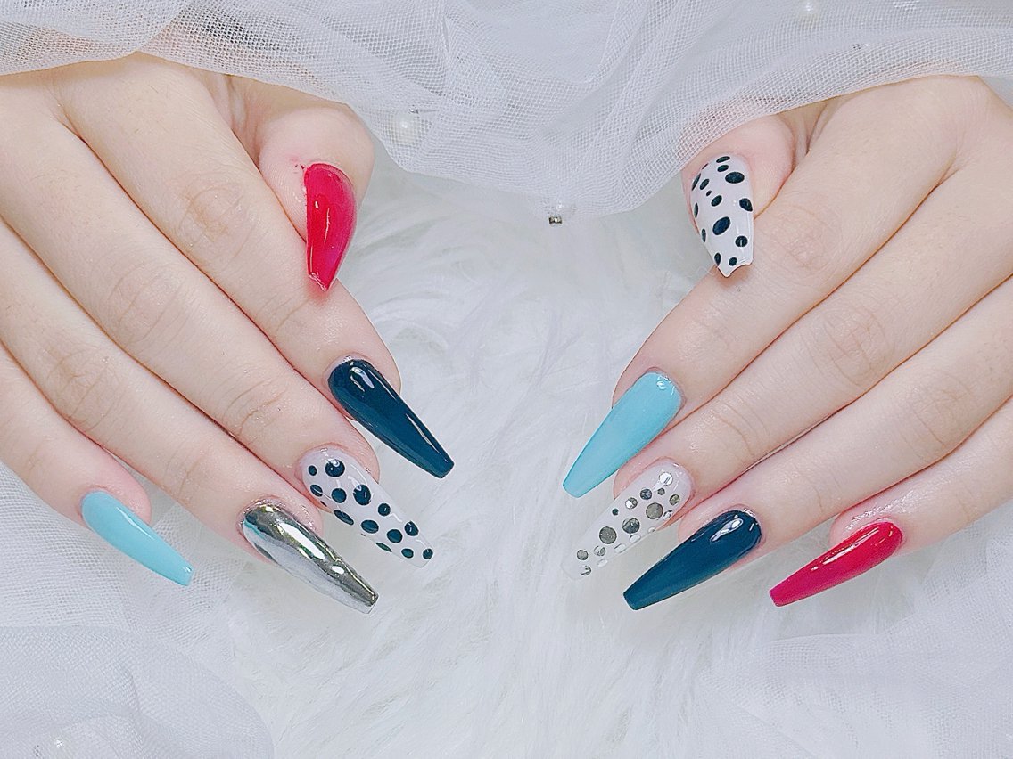 ネイル チークネイル 長さ出し フラッシュネイル フレンチネイル グラデーション AN NAIL 高田馬場のネイルデザイン