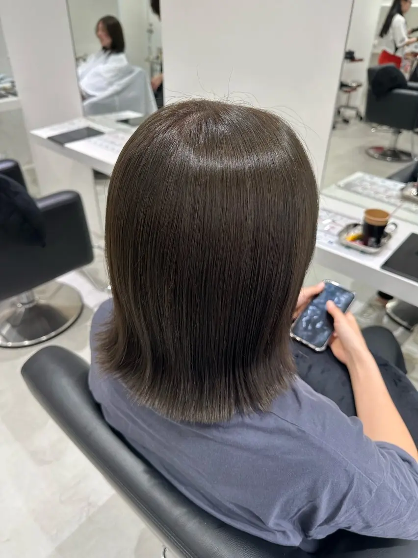 ミディアム カット ヘアカラー トリートメント ヘアセット やま/トレンドカラー /カットのヘアスタイル