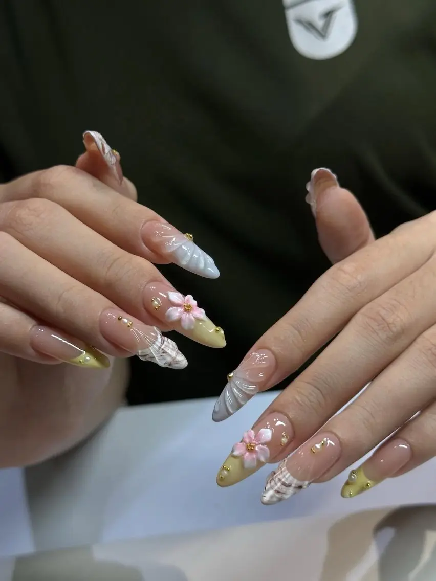 ネイル ハンドネイル Minette nailHuongのネイルデザイン