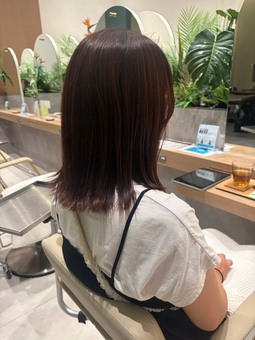 ミディアム 顔周りカット 外ハネヘア 田中 梨花のヘアスタイル