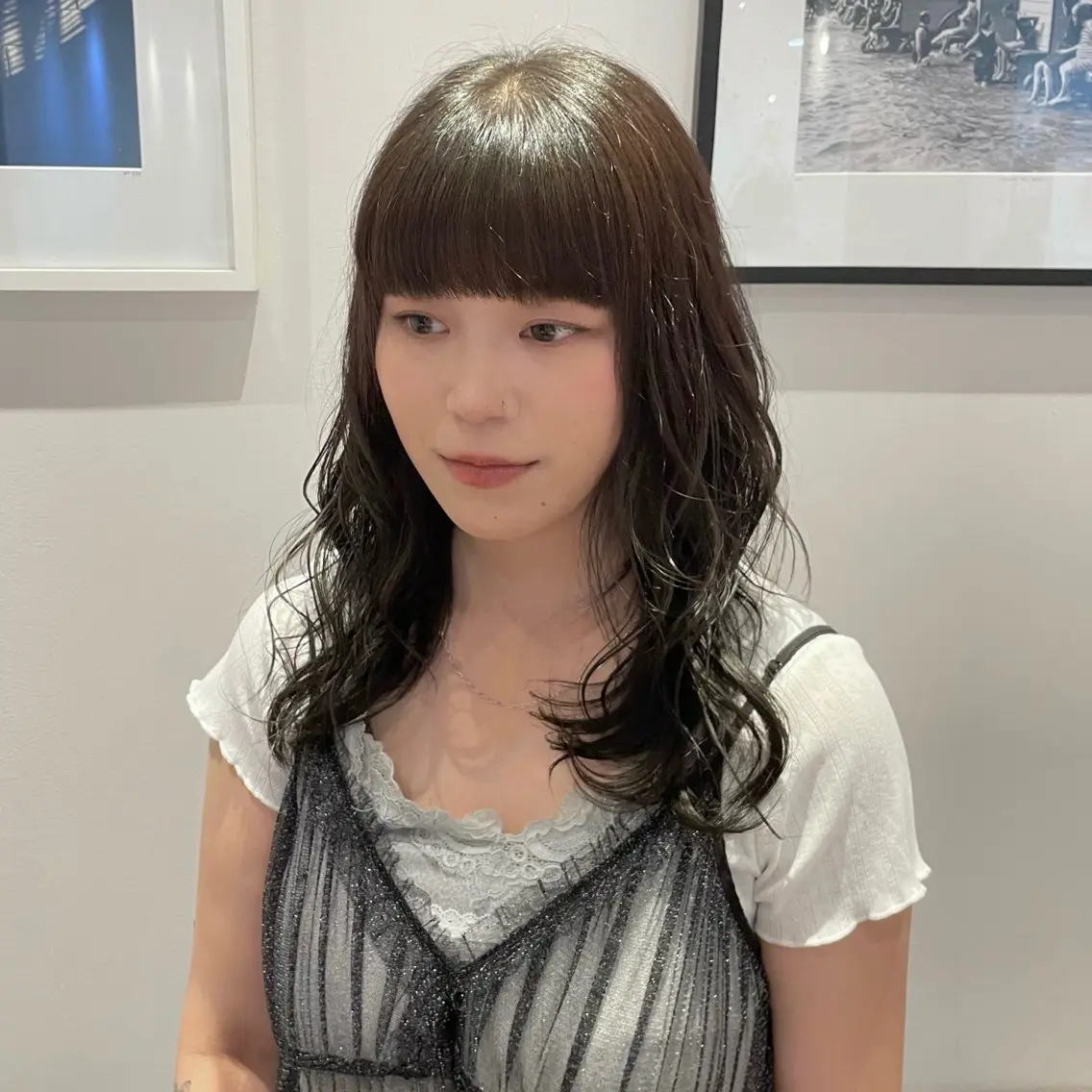 セミロング カット ヘアカラー 透け感カラー/レイヤ ーAI🪽🩵のヘアスタイル