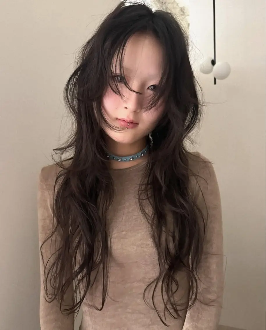 ミディアム カラー 山田 麻椰のヘアスタイル