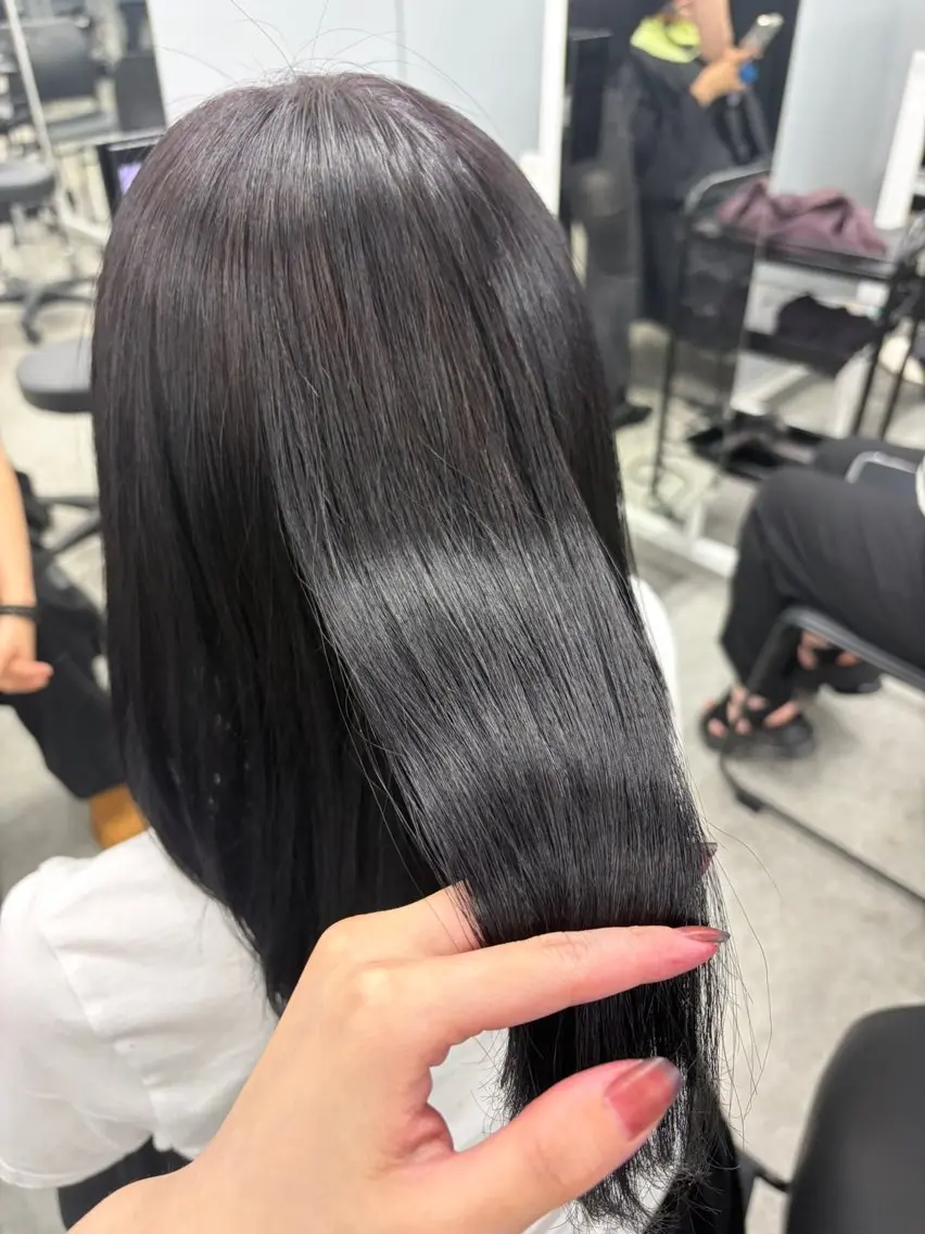 セミロング カラー ヘアカラー 野口 楓華のヘアスタイル