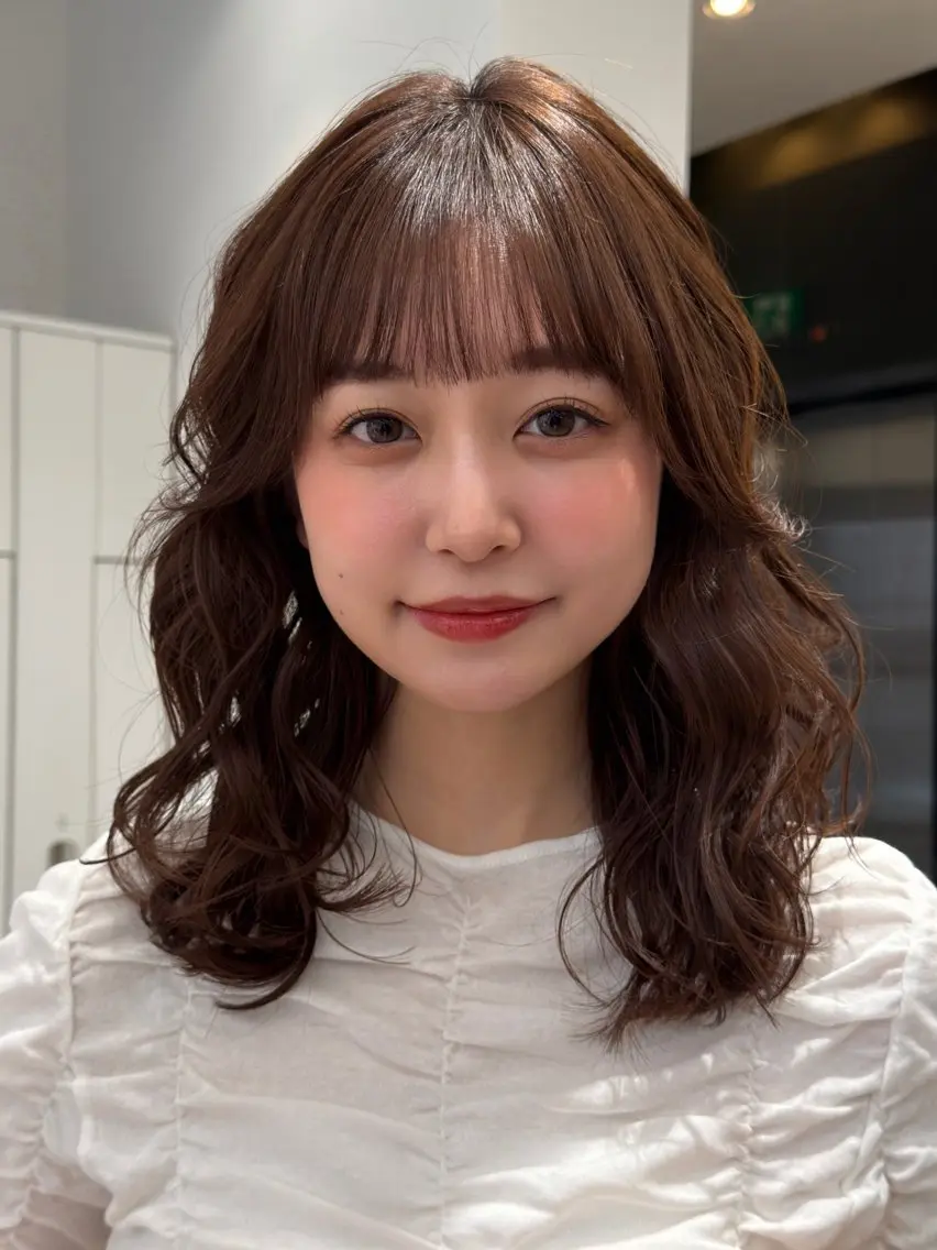 ミディアム パーマ ミディアムパーマ 髪質改善カラー Unami 太田英寿のヘアスタイル