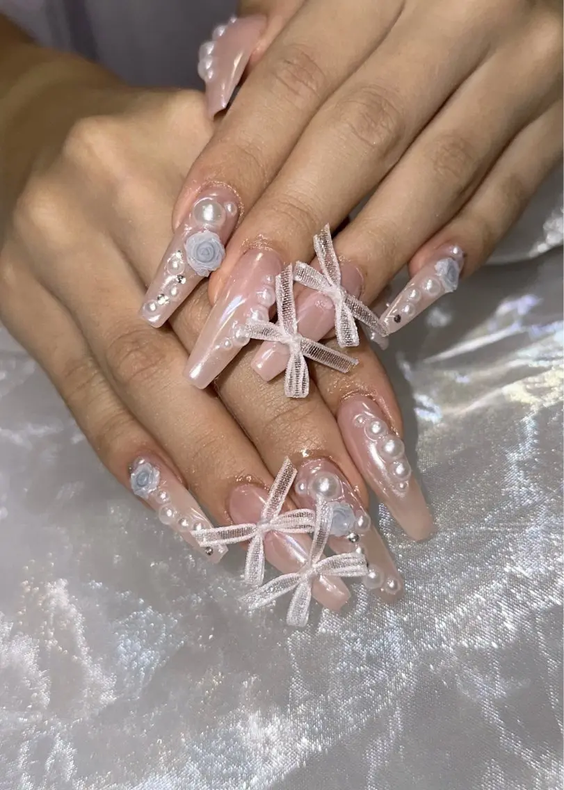ネイル ハンドネイル 🧸原宿の美フォルム ネイリスト🧸いいだのネイルデザイン
