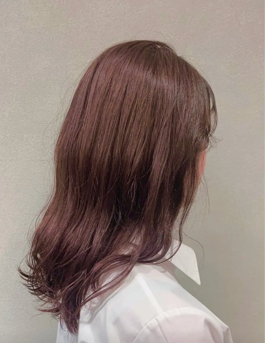 カラー 木寺 樹莉のヘアスタイル