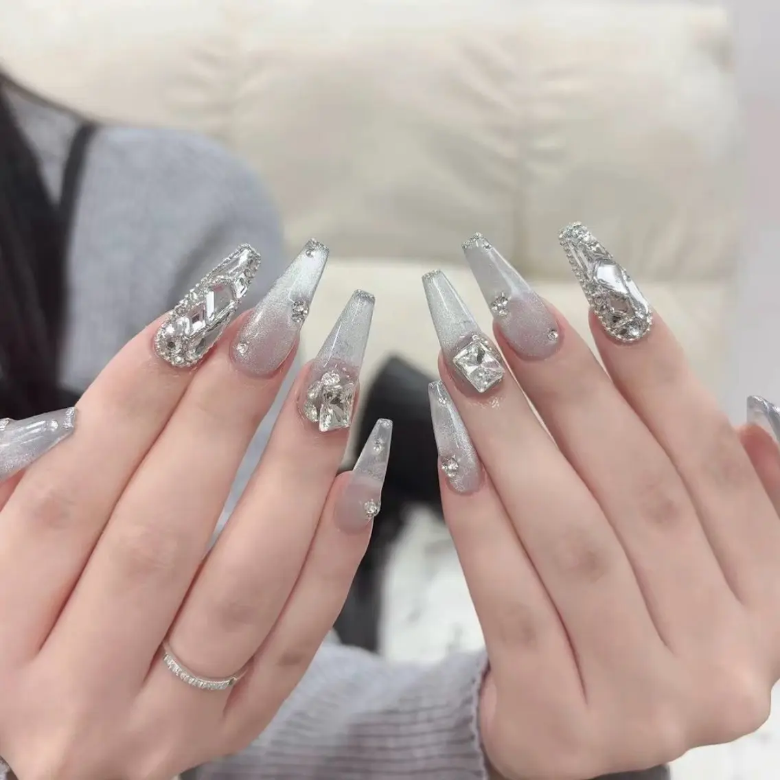 ネイル ハンドネイル Luna Gladeのネイルデザイン
