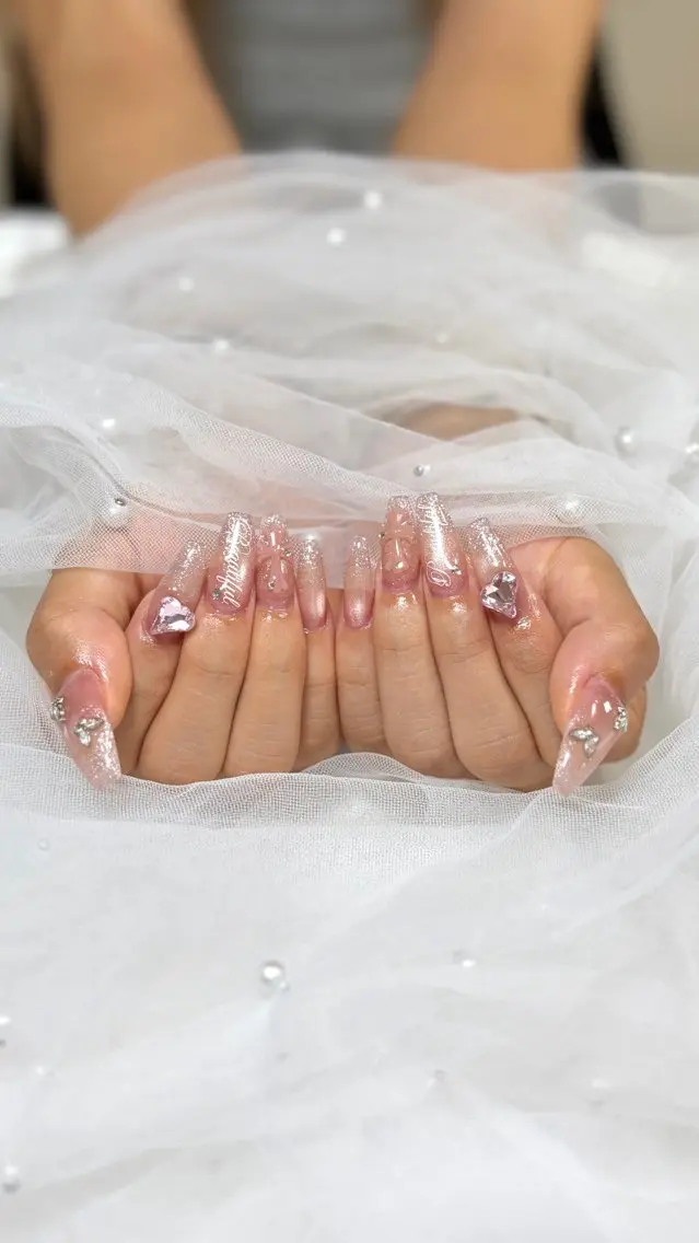 ネイル 持ち込み ピンク hitomi 🎀所沢ネイルサロンのネイルデザイン