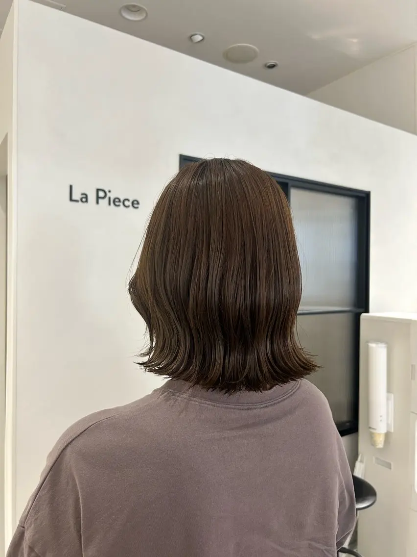 ミディアム カラー 透明感カラー オリーブカラー ヘアカラー Nanami🧸🤍 ワンカラーモデル募集のヘアスタイル