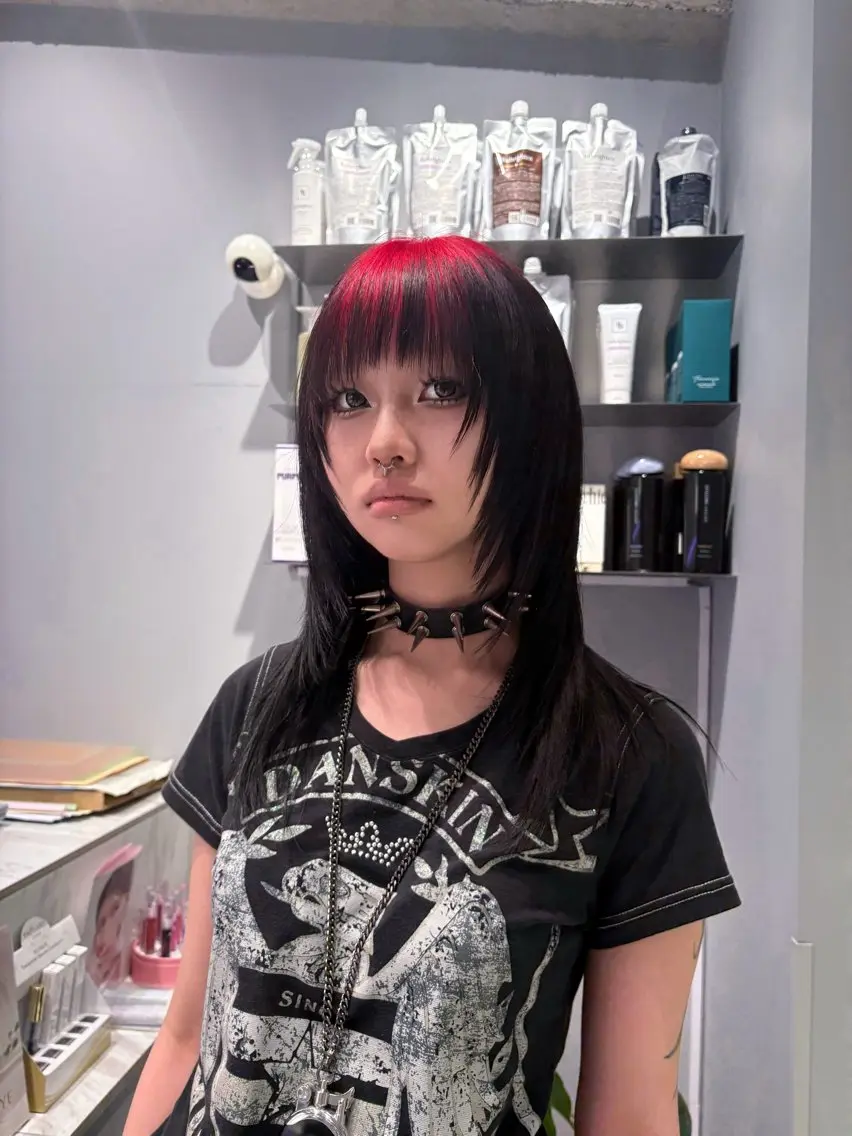 ミディアム カラー カット ヘアカラー トリートメント 新宿ケアブリーチ 🦖NANAのヘアスタイル