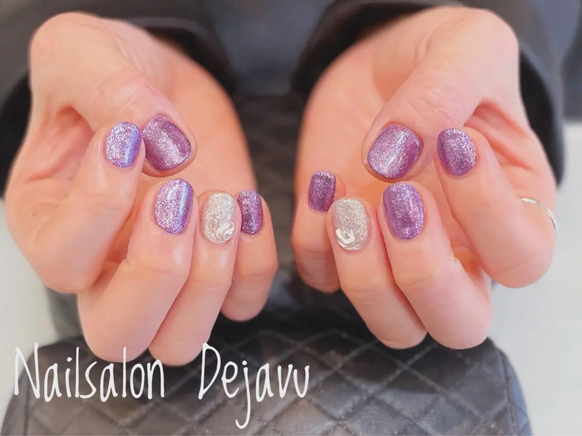 ネイル ラメ(グリッター) シルバー ストーンネイル ハンドネイル Nail salon Dejavu 🌿のネイルデザイン